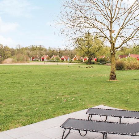 Amazing home in Ewijk with WiFi&3 Bedrooms Buitenkant foto