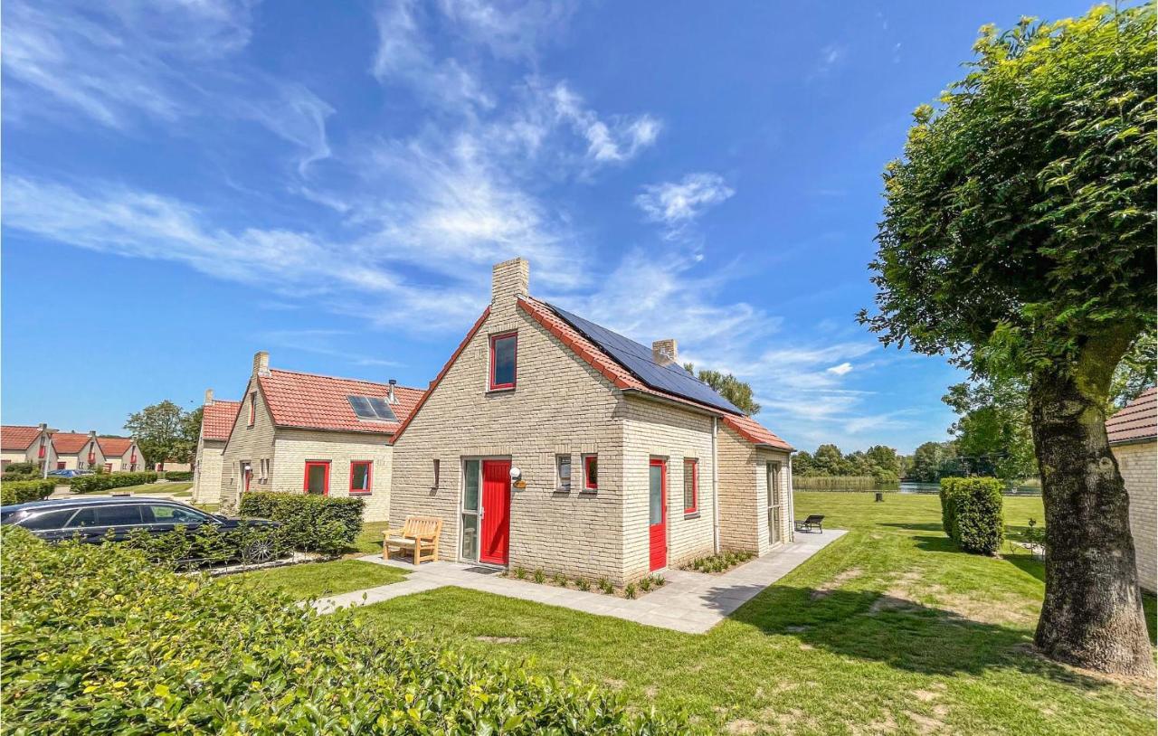 Amazing home in Ewijk with WiFi&3 Bedrooms Buitenkant foto